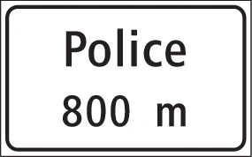 4.71-F - Entfernung zur Polizeistation (französische Variante) Verkehrsschild