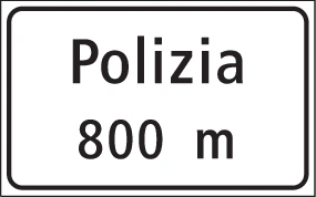 4.71-I - Entfernung zur Polizeistation (Italienische Variante) Verkehrsschild