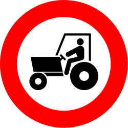 R-111 - Keine landwirtschaftlichen Kraftfahrzeuge Verkehrsschild