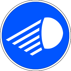 R-413 - Segnale stradale Fari Anabbaglianti