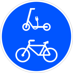R-421 - Segnale stradale Strada per dispositivi di mobilità personale e biciclette