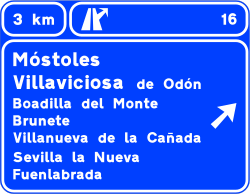 S-246 - Panneau routier Panneau d'annonce supplémentaire de villes sur une autoroute ou une voie express