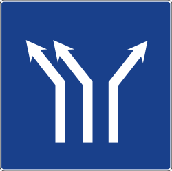 S-61d - Gabelung der Fahrbahn nach links mit zwei Fahrstreifen in Ihrer Richtung und einem in entgegengesetzter Richtung Verkehrsschild